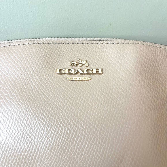 Coach Beige/Tan Leather Clutch/Cosmetic Case - Picture 3 of 12